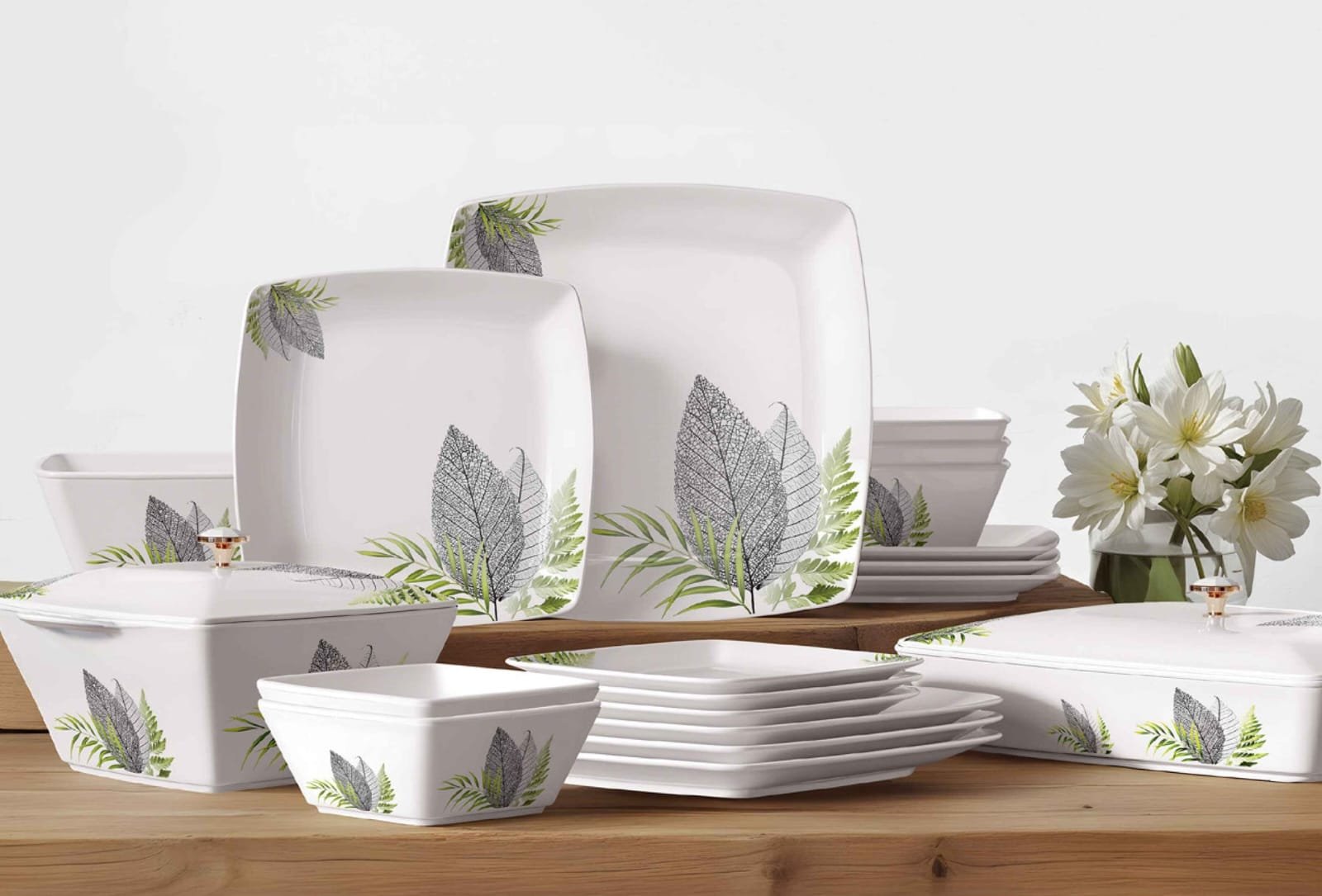Elegant Leaf Pattern Dinner Set view 7