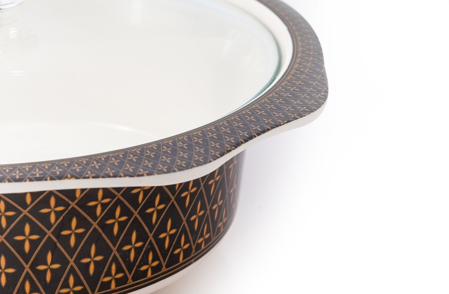Black and Gold Geometric Dinner Set view 3